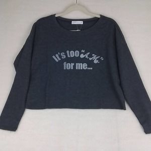 Soncy Crew Neck Waffle‎ Knit Cropped Top Size 22-24 in Gray w/ Graphic